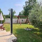 Stella Villa